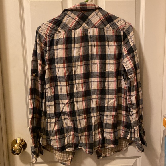 Eddie Bauer women’s flannel - Picture 3 of 3